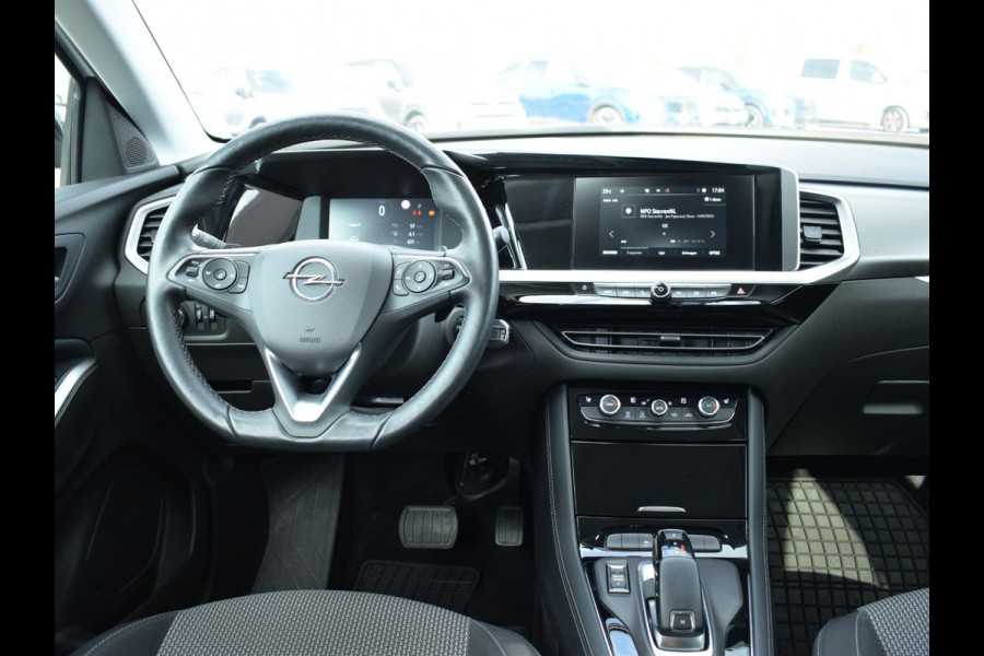 Opel Grandland 1.2 Turbo Level 2 130 PK | AUTOMAAT | ACHTERUITRIJCAMERA | CARPLAY | WINTERPAKKET | ALL SEASON BANDEN | 25.048 KM Opel Grandland 1.2 Turbo Level 2 130 PK | AUTOMAAT | ACHTERUITRIJCAMERA | CARPLAY | WINTERPAKKET | ALL SEASON BANDEN | 25.048 KM
