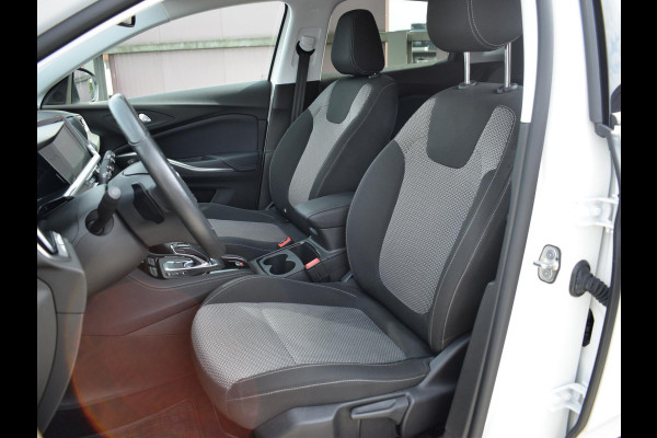 Opel Grandland 1.2 Turbo Level 2 130 PK | AUTOMAAT | ACHTERUITRIJCAMERA | CARPLAY | WINTERPAKKET | ALL SEASON BANDEN | 25.048 KM Opel Grandland 1.2 Turbo Level 2 130 PK | AUTOMAAT | ACHTERUITRIJCAMERA | CARPLAY | WINTERPAKKET | ALL SEASON BANDEN | 25.048 KM