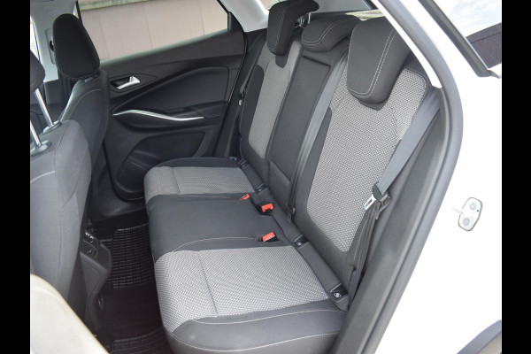 Opel Grandland 1.2 Turbo Level 2 130 PK | AUTOMAAT | ACHTERUITRIJCAMERA | CARPLAY | WINTERPAKKET | ALL SEASON BANDEN | 25.048 KM Opel Grandland 1.2 Turbo Level 2 130 PK | AUTOMAAT | ACHTERUITRIJCAMERA | CARPLAY | WINTERPAKKET | ALL SEASON BANDEN | 25.048 KM