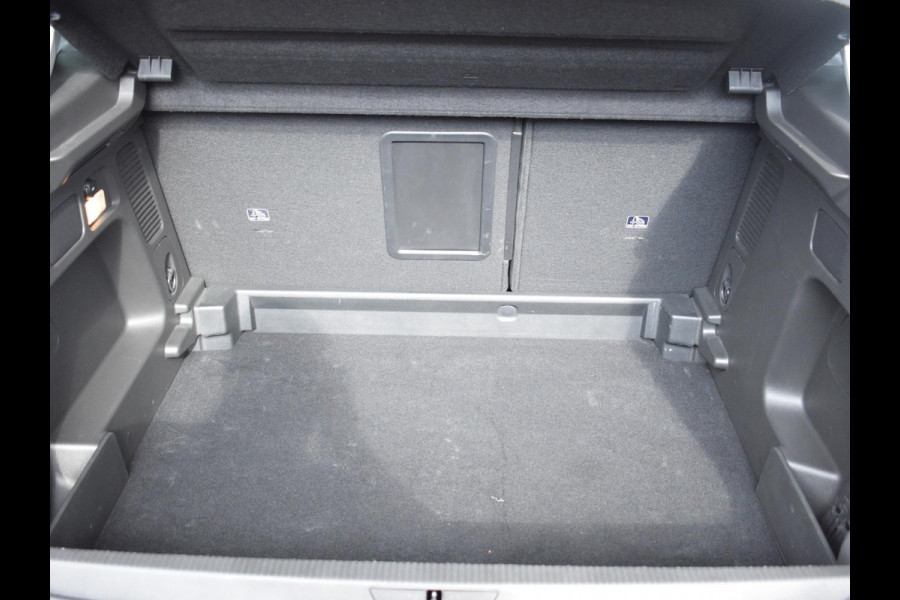 Opel Grandland 1.2 Turbo Level 2 130 PK | AUTOMAAT | ACHTERUITRIJCAMERA | CARPLAY | WINTERPAKKET | ALL SEASON BANDEN | 25.048 KM Opel Grandland 1.2 Turbo Level 2 130 PK | AUTOMAAT | ACHTERUITRIJCAMERA | CARPLAY | WINTERPAKKET | ALL SEASON BANDEN | 25.048 KM