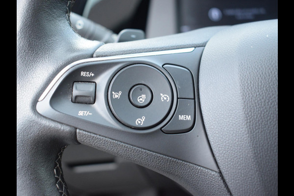 Opel Grandland 1.2 Turbo Level 2 130 PK | AUTOMAAT | ACHTERUITRIJCAMERA | CARPLAY | WINTERPAKKET | ALL SEASON BANDEN | 25.048 KM Opel Grandland 1.2 Turbo Level 2 130 PK | AUTOMAAT | ACHTERUITRIJCAMERA | CARPLAY | WINTERPAKKET | ALL SEASON BANDEN | 25.048 KM