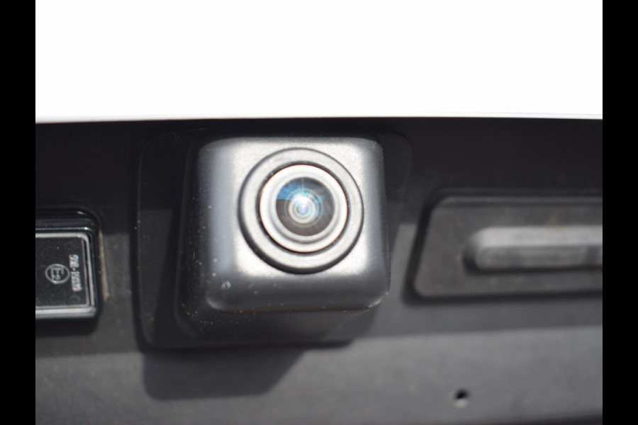 Opel Grandland 1.2 Turbo Level 2 130 PK | AUTOMAAT | ACHTERUITRIJCAMERA | CARPLAY | WINTERPAKKET | ALL SEASON BANDEN | 25.048 KM Opel Grandland 1.2 Turbo Level 2 130 PK | AUTOMAAT | ACHTERUITRIJCAMERA | CARPLAY | WINTERPAKKET | ALL SEASON BANDEN | 25.048 KM