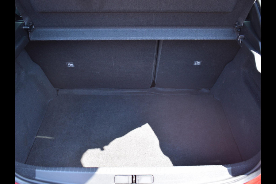 Opel Corsa 1.2 Turbo GS ACHTERUITRIJCAMERA MET SENSOREN | NAVIGATIE & CARPLAY | E.C.C. |