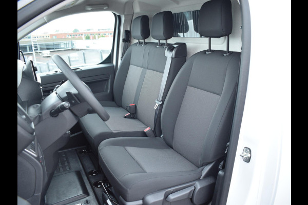 Peugeot e-Expert L3 75 kWh 3 ZITS | 0% RENTE | NAVI & APPLE CARPLAY | CAMERA | PARKEERSENSOREN VOOR & ACHTER | DODEHOEKWAARSCHUWING | COMFORT SCHEIDINGSWAND Peugeot e-Expert L3 75 kWh 3 ZITS | 0% RENTE | NAVI & APPLE CARPLAY | CAMERA | PARKEERSENSOREN VOOR & ACHTER | DODEHOEKWAARSCHUWING | COMFORT SCHEIDINGSWAND