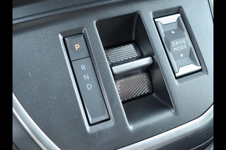 Peugeot e-Expert L3 75 kWh 3 ZITS | 0% RENTE | NAVI & APPLE CARPLAY | CAMERA | PARKEERSENSOREN VOOR & ACHTER | DODEHOEKWAARSCHUWING | COMFORT SCHEIDINGSWAND Peugeot e-Expert L3 75 kWh 3 ZITS | 0% RENTE | NAVI & APPLE CARPLAY | CAMERA | PARKEERSENSOREN VOOR & ACHTER | DODEHOEKWAARSCHUWING | COMFORT SCHEIDINGSWAND