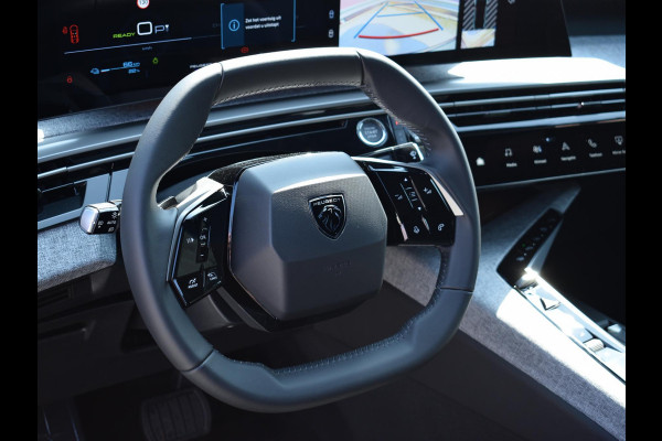 Peugeot E-3008 Allure Avantage 210 73 kWh | NAVIGATIE | CARPLAY | CAMERA MET SENSOREN | UIT VOORRAAD LEVERBAAR Peugeot E-3008 Allure Avantage 210 73 kWh | NAVIGATIE | CARPLAY | CAMERA MET SENSOREN | UIT VOORRAAD LEVERBAAR