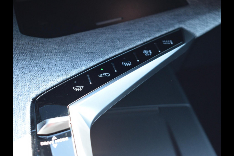 Peugeot E-3008 Allure Avantage 210 73 kWh | NAVIGATIE | CARPLAY | CAMERA MET SENSOREN | UIT VOORRAAD LEVERBAAR Peugeot E-3008 Allure Avantage 210 73 kWh | NAVIGATIE | CARPLAY | CAMERA MET SENSOREN | UIT VOORRAAD LEVERBAAR