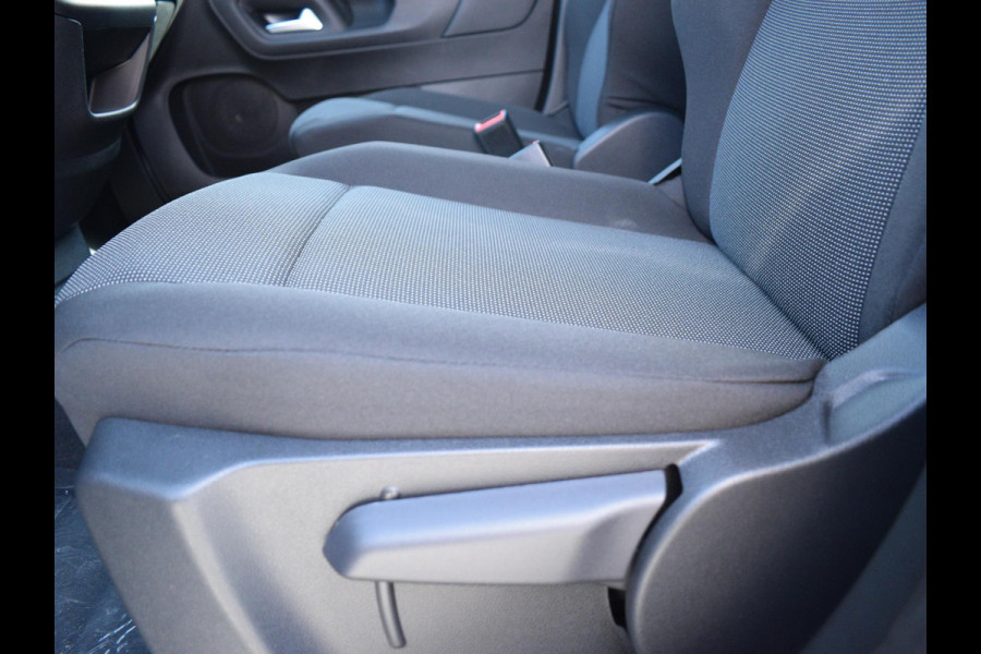 Opel Combo Electric L1 50kWh | 8 JAAR GARANTIE | BETIMMERING | CAMERA + SENSOREN | NAVIGATIE Opel Combo Electric L1 50kWh | 8 JAAR GARANTIE | BETIMMERING | CAMERA + SENSOREN | NAVIGATIE