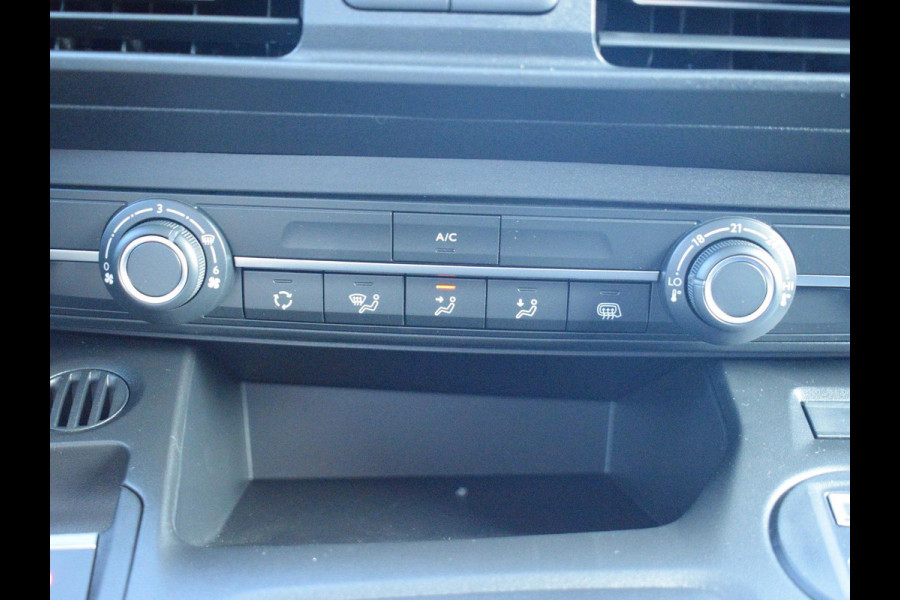 Opel Combo Electric L1 50kWh | 8 JAAR GARANTIE | BETIMMERING | CAMERA + SENSOREN | NAVIGATIE Opel Combo Electric L1 50kWh | 8 JAAR GARANTIE | BETIMMERING | CAMERA + SENSOREN | NAVIGATIE