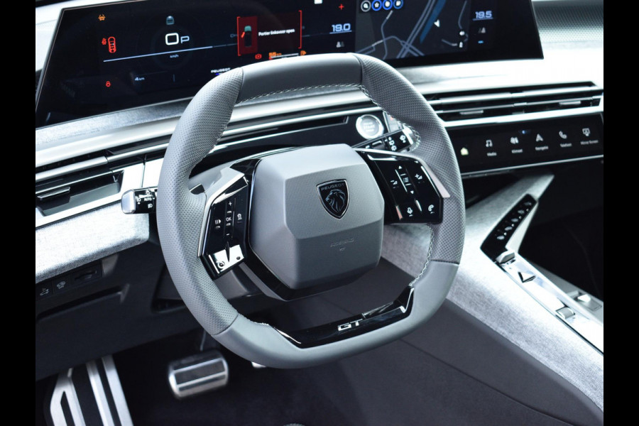 Peugeot 5008 1.2 Hybrid 136 GT