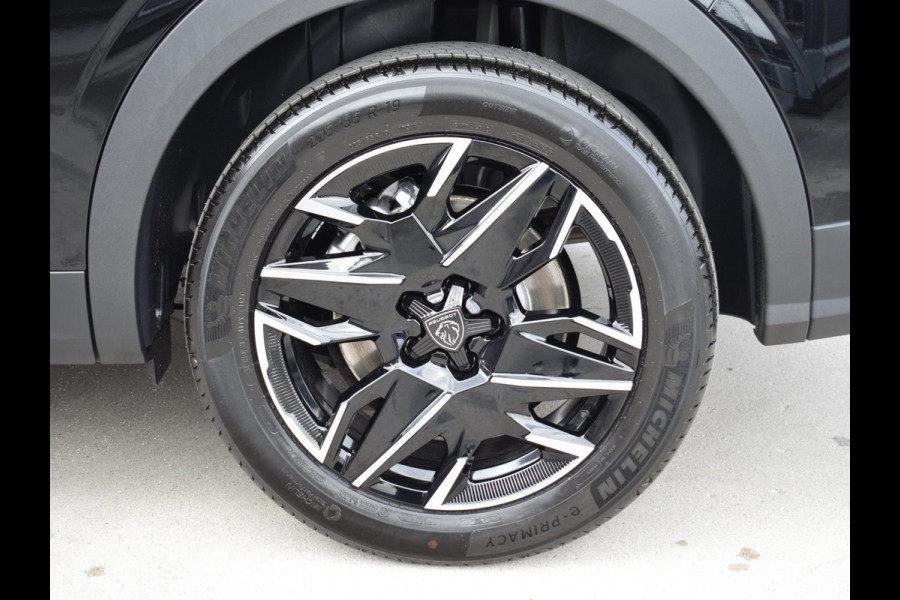 Peugeot 5008 1.2 Hybrid 136 GT