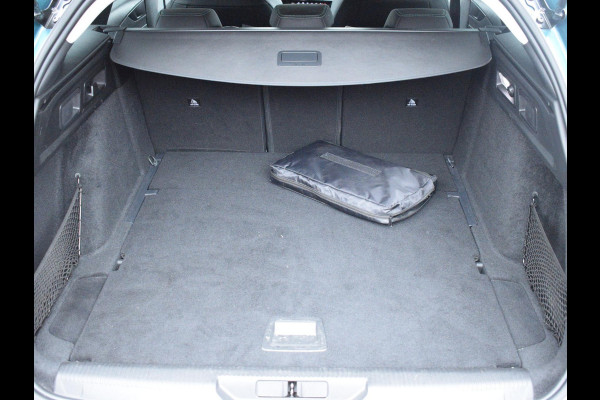 Peugeot 308 SW 1.5 BlueHDi Allure Pack Business Peugeot 308 SW 1.5 BlueHDi Allure Pack Business