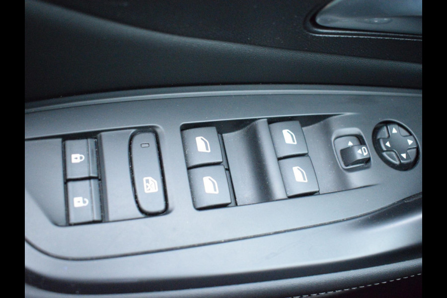 Peugeot 308 SW 1.5 BlueHDi Allure Pack Business Peugeot 308 SW 1.5 BlueHDi Allure Pack Business