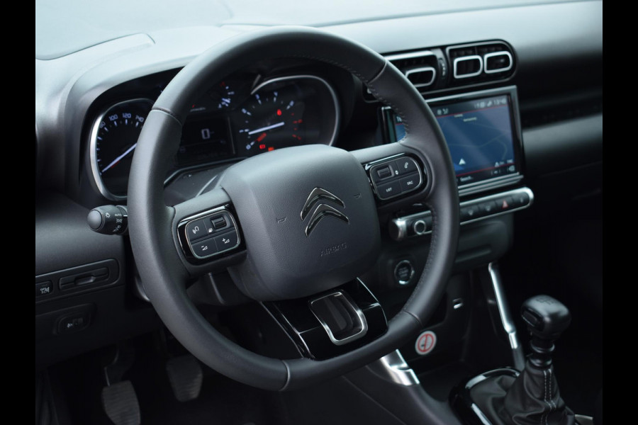 Citroën C3 Aircross 1.2 PureTech Max ACHTERUITRIJCAMERA MET SENSOREN | NAVIGATIE & CARPLAY | E.C.C. | Citroën C3 Aircross 1.2 PureTech Max ACHTERUITRIJCAMERA MET SENSOREN | NAVIGATIE & CARPLAY | E.C.C. |