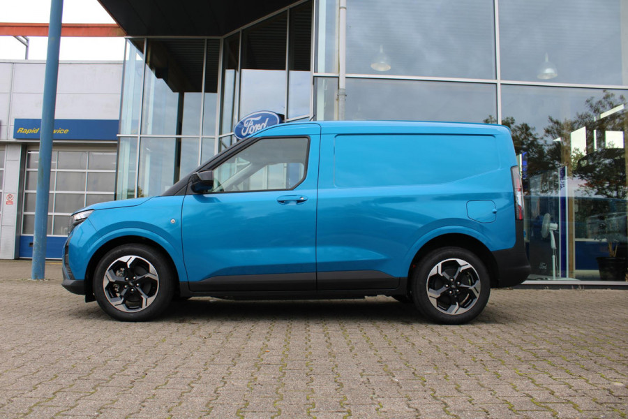 Ford E-Transit Courier Limited 44 kWh 136pk | Ford Voorraad | Trekhaak | Driver Assistance Pack met Navigatie | Led laadruimte verlichting | Laadvloerbescherming Rubber