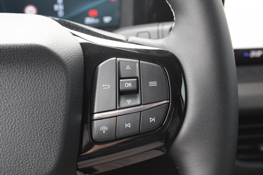 Ford E-Transit Courier Limited 44 kWh 136pk | Ford Voorraad | Trekhaak | Driver Assistance Pack met Navigatie | Led laadruimte verlichting | Laadvloerbescherming Rubber