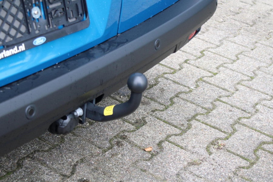 Ford E-Transit Courier Limited 44 kWh 136pk | Ford Voorraad | Trekhaak | Driver Assistance Pack met Navigatie | Led laadruimte verlichting | Laadvloerbescherming Rubber