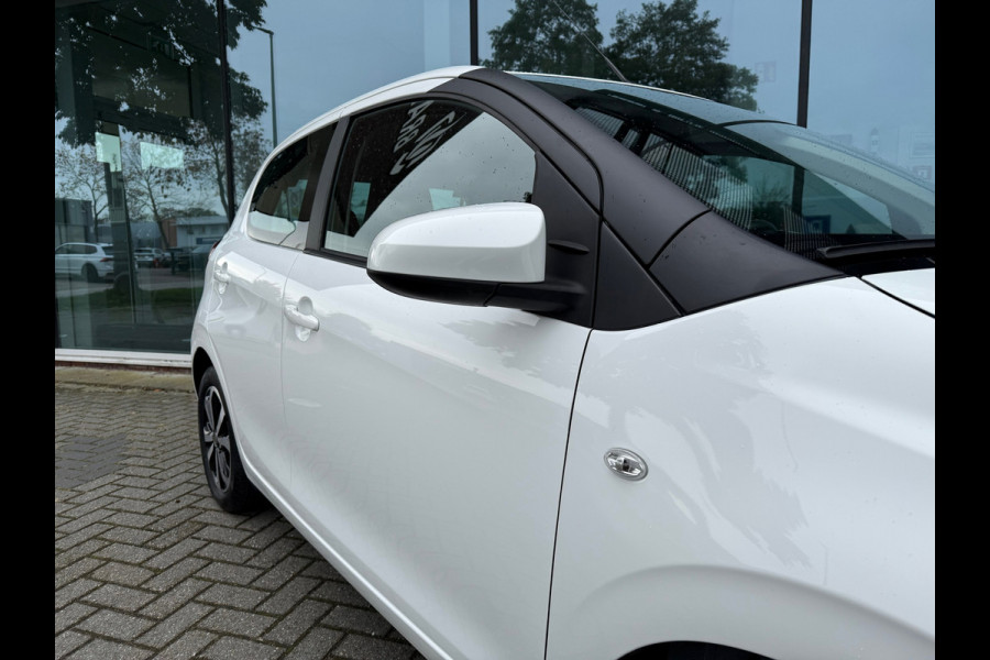 Citroën C1 1.0 VTi Shine - Airco - Media Android/Apple - 15"LMV - Org.NL Citroën C1 1.0 VTi Shine - Airco - Media Android/Apple - 15"LMV - Org.NL