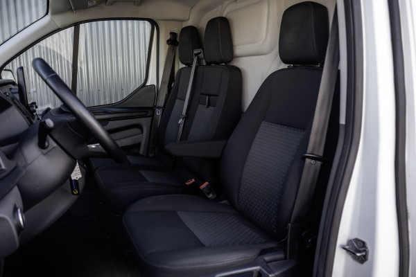 Ford Transit Custom TDCI | L1H1 | Automaat | LED | Camera | CarPlay | Navi | Cruise | Airco | PDC | Euro 6