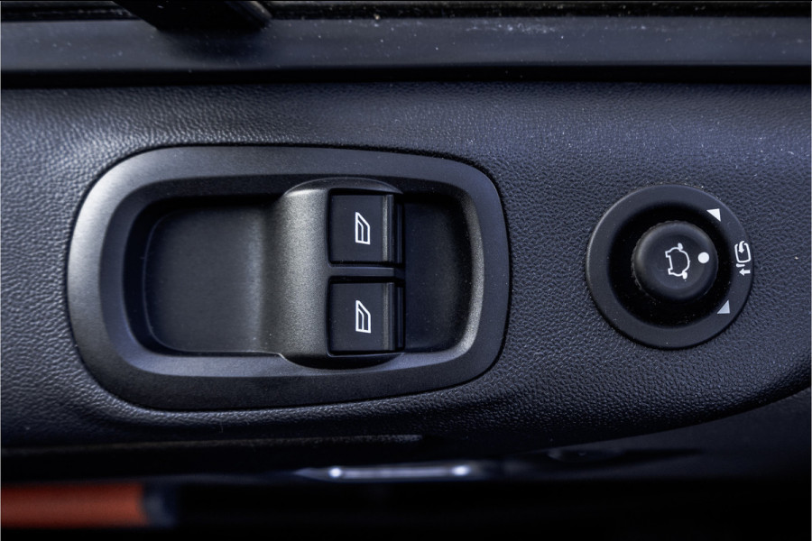 Ford Transit Custom TDCI | L1H1 | Automaat | LED | Camera | CarPlay | Navi | Cruise | Airco | PDC | Euro 6