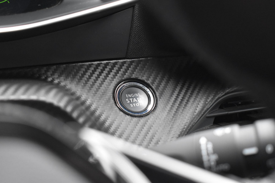 Peugeot 2008 1.2 PureTech 130 PK Allure Pack | Carplay | Camera | Stoelverw. | Incl. garantie