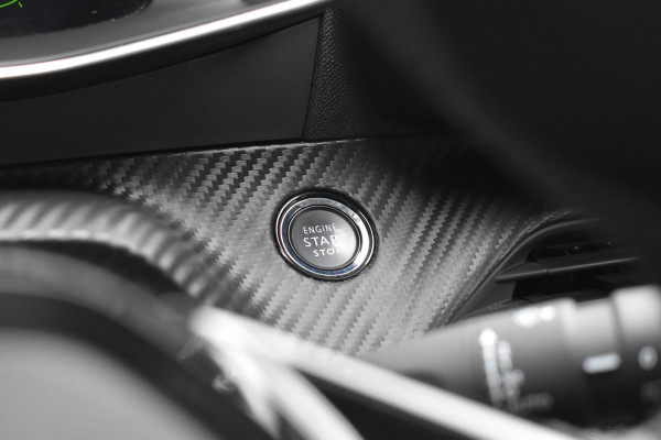 Peugeot 2008 1.2 PureTech 130 PK Allure Pack | Carplay | Camera | Stoelverw. | Incl. garantie