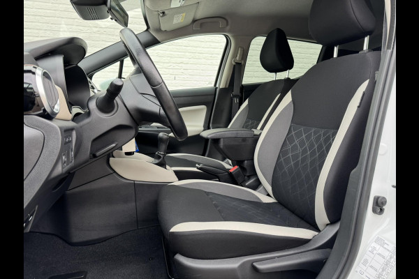 Nissan Micra 0.9 IG-T N-Connecta Cruise control Climate control Navigatie DAB Bleutooth Parkeersensor