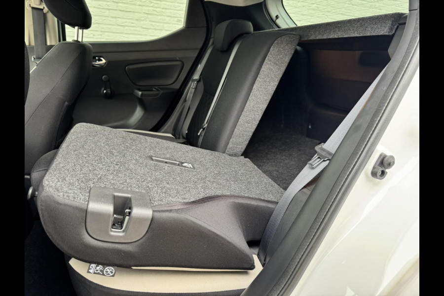 Nissan Micra 0.9 IG-T N-Connecta Cruise control Climate control Navigatie DAB Bleutooth Parkeersensor
