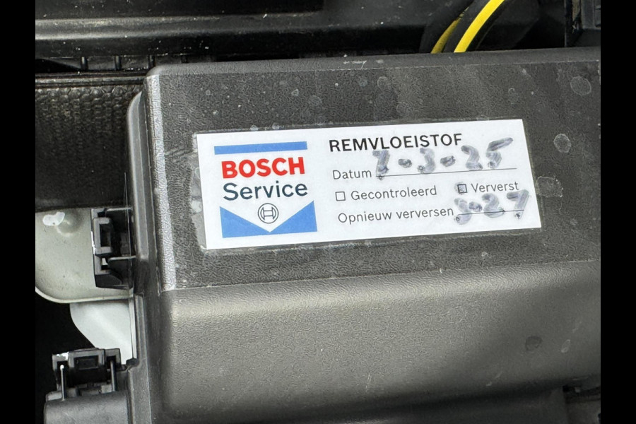 Nissan Micra 0.9 IG-T N-Connecta Cruise control Climate control Navigatie DAB Bleutooth Parkeersensor