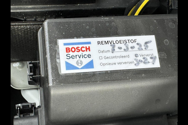 Nissan Micra 0.9 IG-T N-Connecta Cruise control Climate control Navigatie DAB Bleutooth Parkeersensor