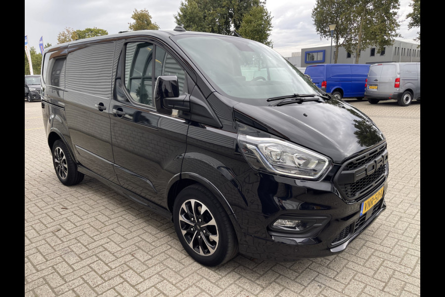 Ford Transit Custom 320 2.0 TDCI 185pk automaat L1H1 Sport / vaste prijs rijklaar € 22.950 ex btw / lease vanaf € 375 / half leer / airco / cruise / navi / camera / stoelverwarming !