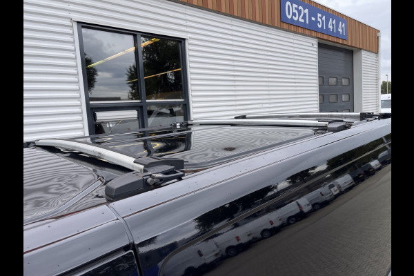 Ford Transit Custom 320 2.0 TDCI 185pk automaat L1H1 Sport / vaste prijs rijklaar € 22.950 ex btw / lease vanaf € 375 / half leer / airco / cruise / navi / camera / stoelverwarming !