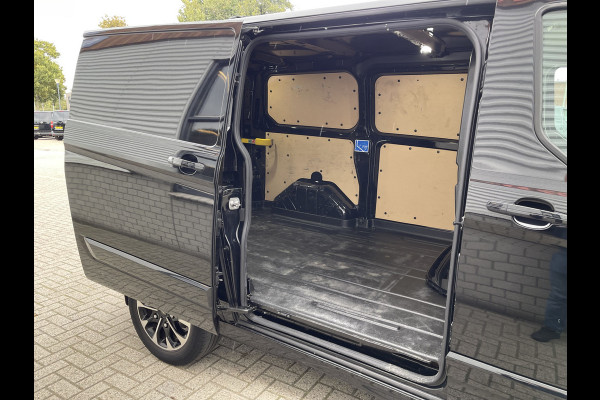 Ford Transit Custom 320 2.0 TDCI 185pk automaat L1H1 Sport / vaste prijs rijklaar € 22.950 ex btw / lease vanaf € 375 / half leer / airco / cruise / navi / camera / stoelverwarming !