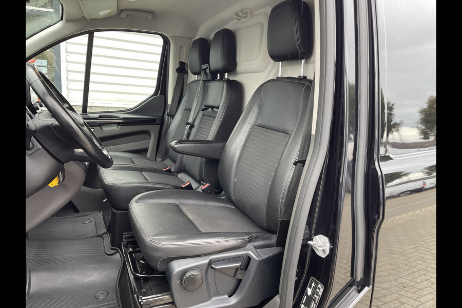 Ford Transit Custom 320 2.0 TDCI 185pk automaat L1H1 Sport / vaste prijs rijklaar € 22.950 ex btw / lease vanaf € 375 / half leer / airco / cruise / navi / camera / stoelverwarming !