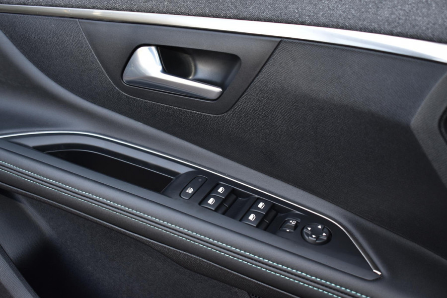 Peugeot 5008 1.2 PureTech 130 PK Aut. Allure Pack | 7 Zits | Navi | Camera | Trekhaak || Incl. garantie
