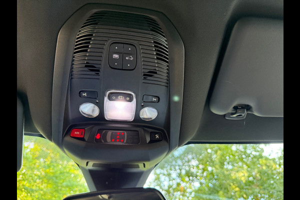 Peugeot 5008 1.2 PureTech GT-Line | Ned. Auto | Trekhaak | Pano-dak | electriche Achterklep | Achteruitrij camera | 7 persoons uitvoering |
