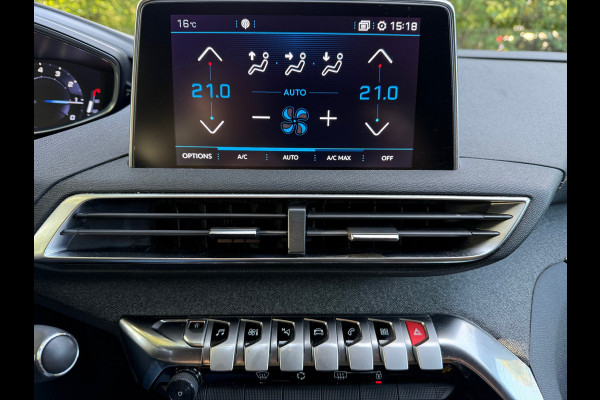 Peugeot 5008 1.2 PureTech GT-Line | Ned. Auto | Trekhaak | Pano-dak | electriche Achterklep | Achteruitrij camera | 7 persoons uitvoering |