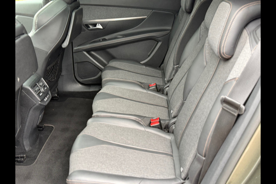 Peugeot 5008 1.2 PureTech GT-Line | Ned. Auto | Trekhaak | Pano-dak | electriche Achterklep | Achteruitrij camera | 7 persoons uitvoering |