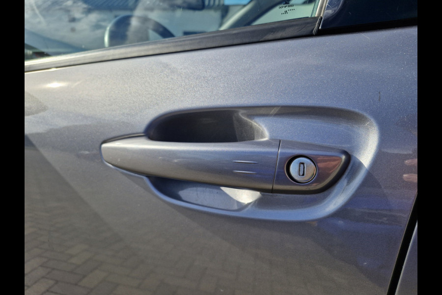 Citroën C4 Cactus 1.2 PureTech Shine