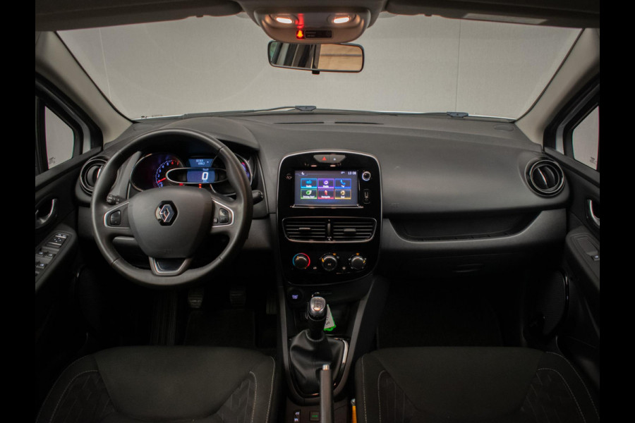 Renault Clio 0.9 TCe Limited Sport (NAVI,CRUISE,CLIMATE,PDC,LED,START/STOP,ELEKTRISCH PAKKET,SPORTSTOELEN,LM VELGEN,NETTE STAAT)