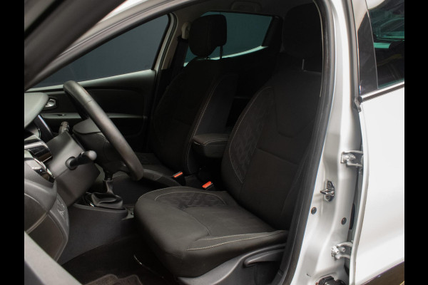 Renault Clio 0.9 TCe Limited Sport (NAVI,CRUISE,CLIMATE,PDC,LED,START/STOP,ELEKTRISCH PAKKET,SPORTSTOELEN,LM VELGEN,NETTE STAAT)