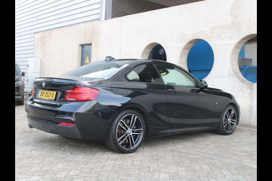 BMW 2 Serie Coupé 218i High Executive Edition | M SPORT | ELEKTRISCH SCHUIFDAK |