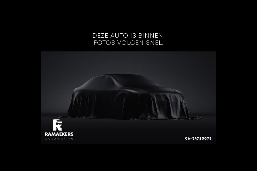BMW 3 Serie Touring 330e Sport Line / Hifi / Camera / Sportstoelen /