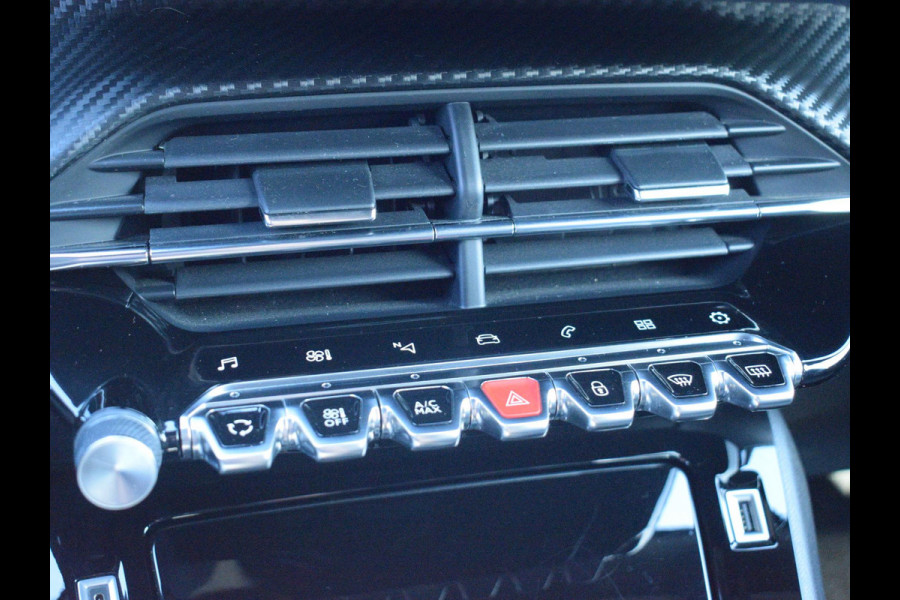 Peugeot 2008 1.2 PureTech GT-Line | Camera + sensoren | Navigatie | Carplay | Cruise control | Climate control