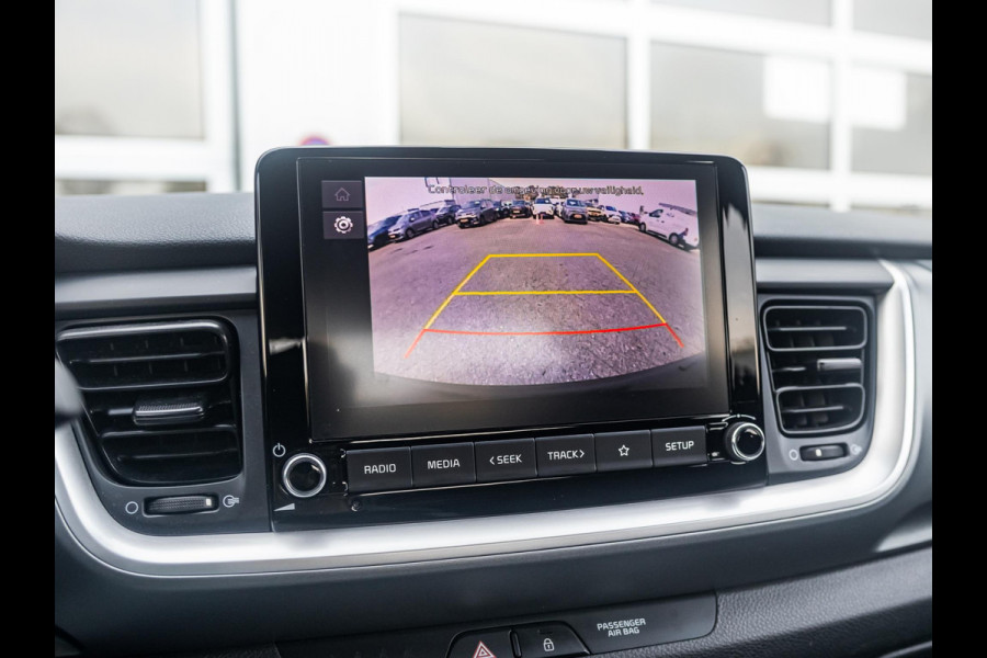 Kia Stonic 1.0 T-GDi MHEV DynamicLine Apple Car play en Android auto l Achteruit rijcamera l