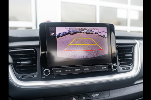 Kia Stonic 1.0 T-GDi MHEV DynamicLine Apple Car play en Android auto l Achteruit rijcamera l