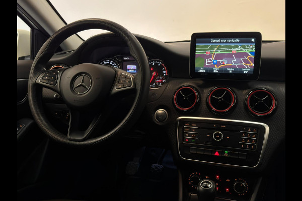 Mercedes-Benz A-Klasse 160 My First Star / NL-auto / Camera