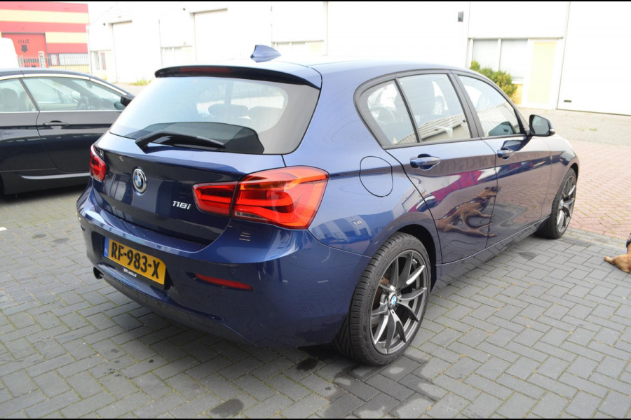 BMW 1-serie 118i High Exe M-sport