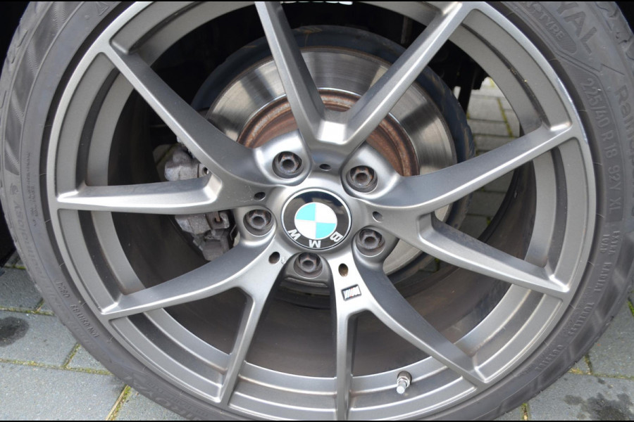 BMW 1-serie 118i High Exe M-sport