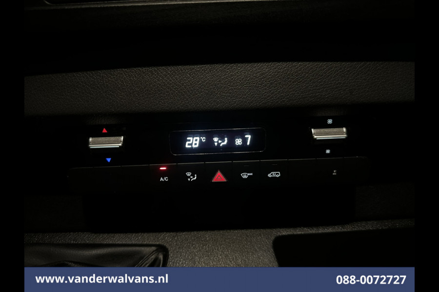 Mercedes-Benz Sprinter 316 CDI 163pk L3H2 Euro6 Airco | Camera | Navigatie | Apple Carplay | Android Auto | Chauffeursstoel Stoelverwarming, Bijrijdersbank